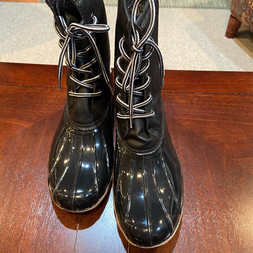 Black rain booties